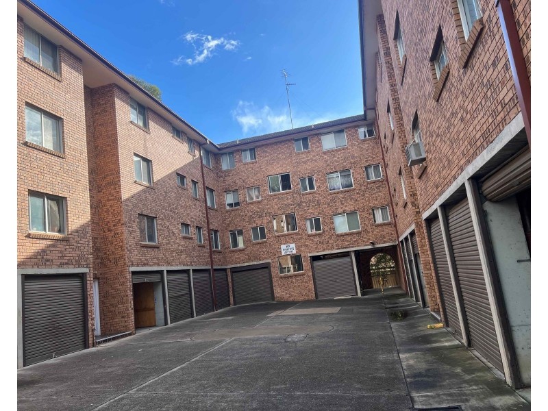 4/165 Derby Street, Penrith NSW 2750