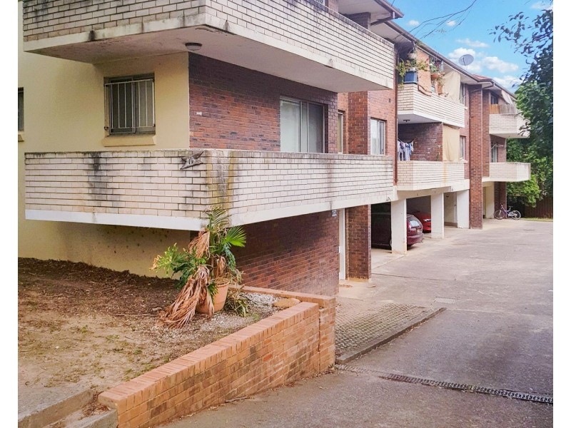 3/10 Thurston Street, Penrith NSW 2750