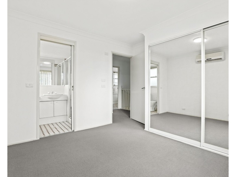 15 Sherwood Cir, Penrith NSW 2750