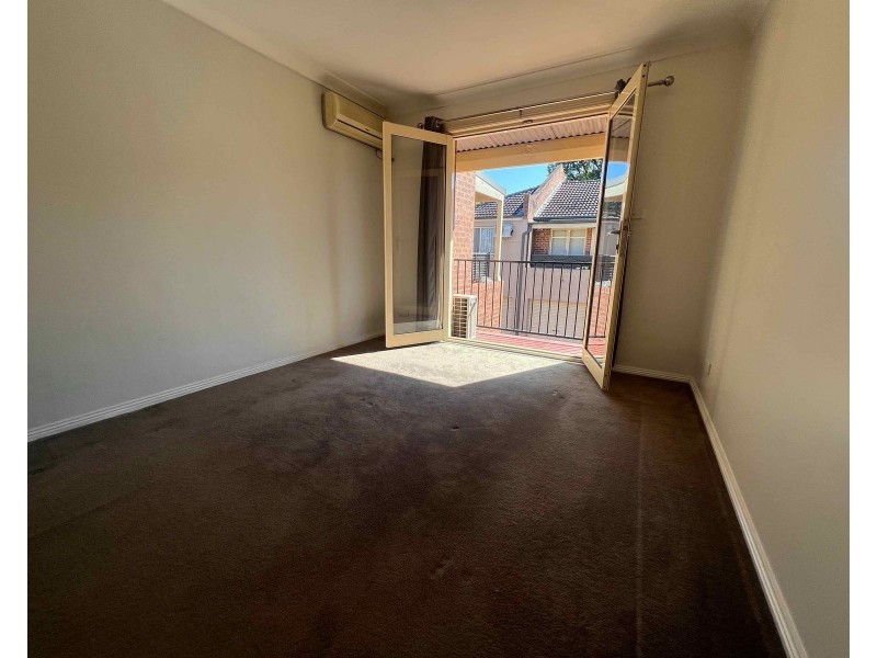 13/7 Bringelly Road, Kingswood NSW 2747