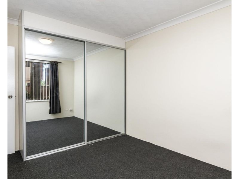 2/1-3 York Road, Penrith NSW 2750