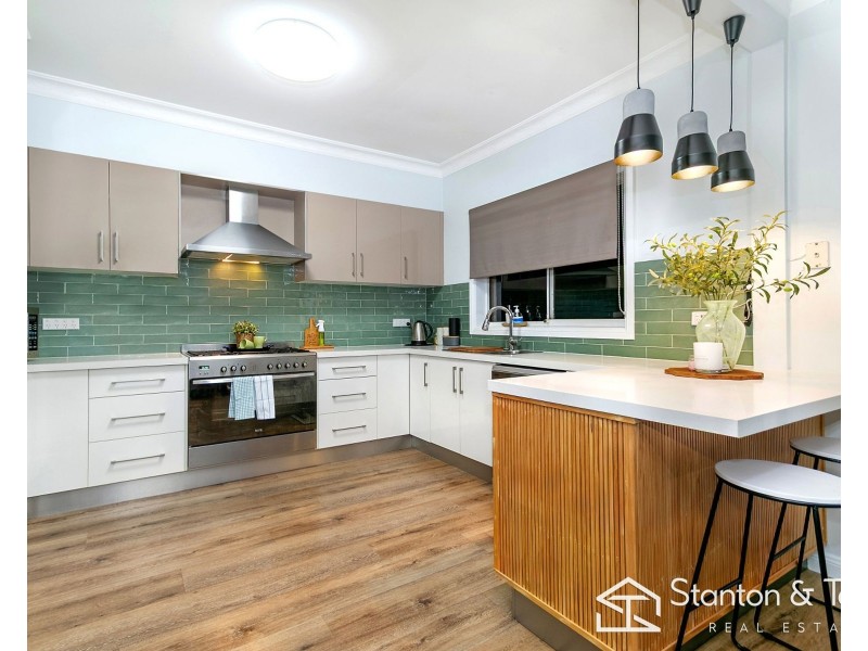 19 Camelot Drive, Cranebrook NSW 2749