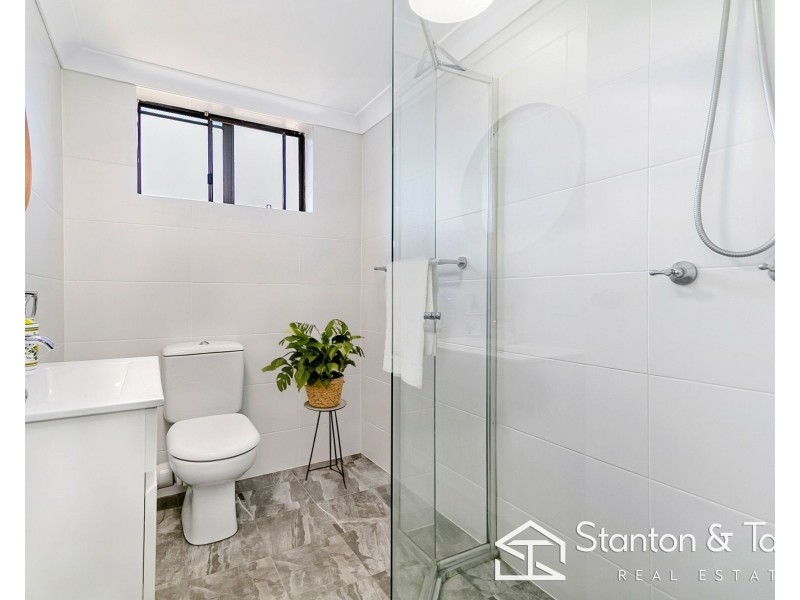 2/150-152 Great Western Highway, Kingswood NSW 2747