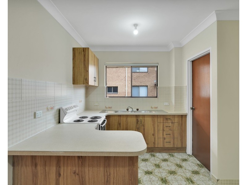 4/9 Hemmings Street, Penrith NSW 2750