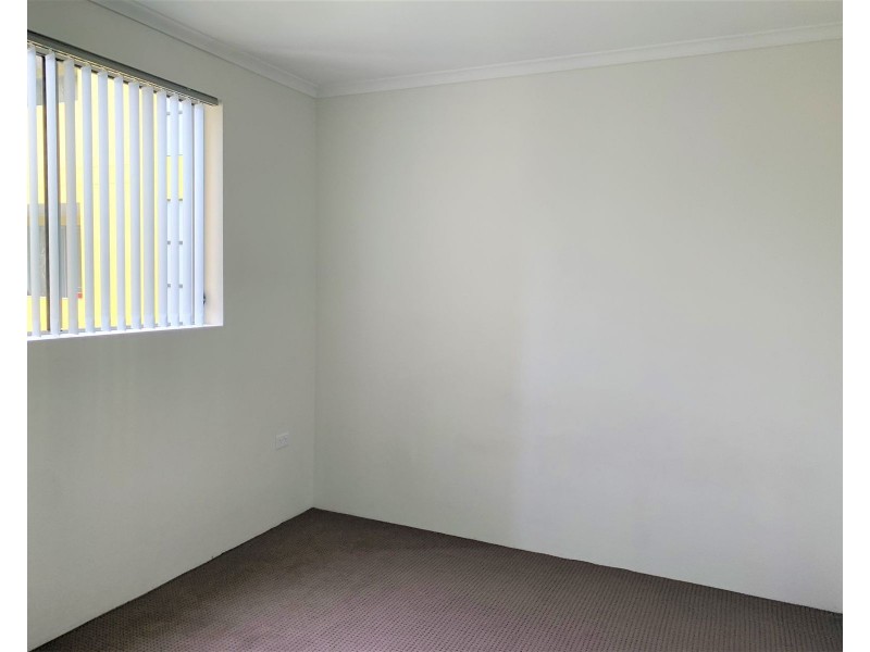 24/4 Colless Street, Penrith NSW 2750