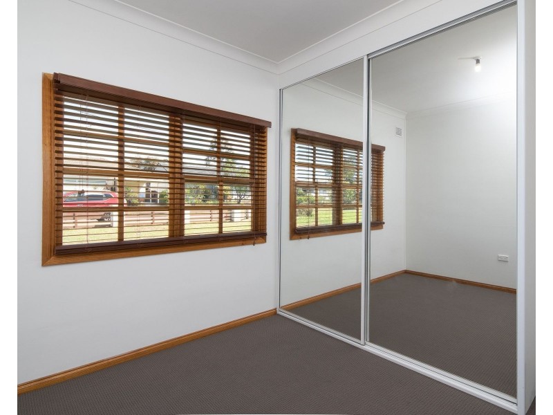 17 Upton Street, South Penrith NSW 2750