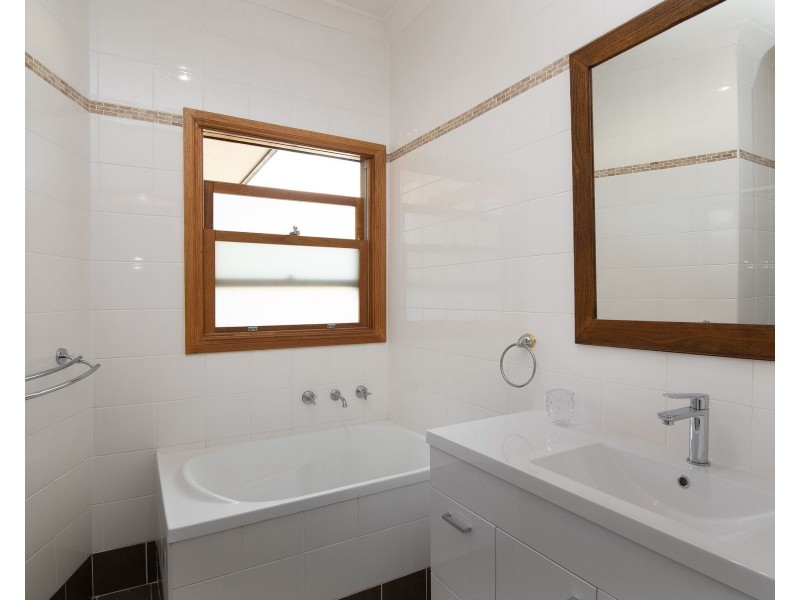 17 Upton Street, South Penrith NSW 2750