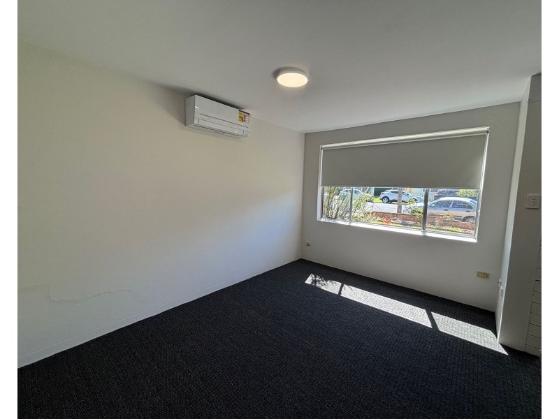 2/15 Hemming Street, Penrith NSW 2750