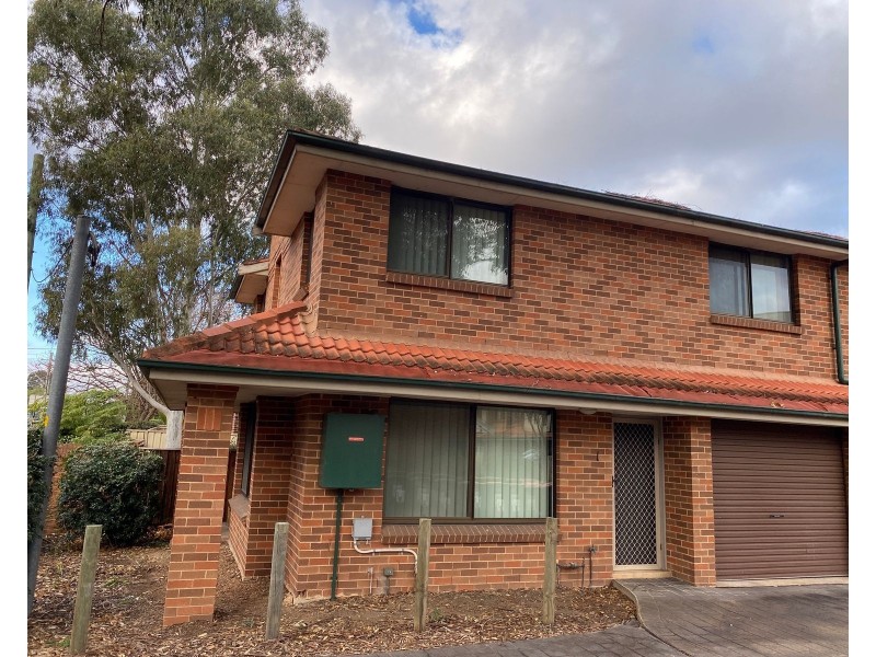 1/42 Mulgoa Road, Penrith NSW 2750