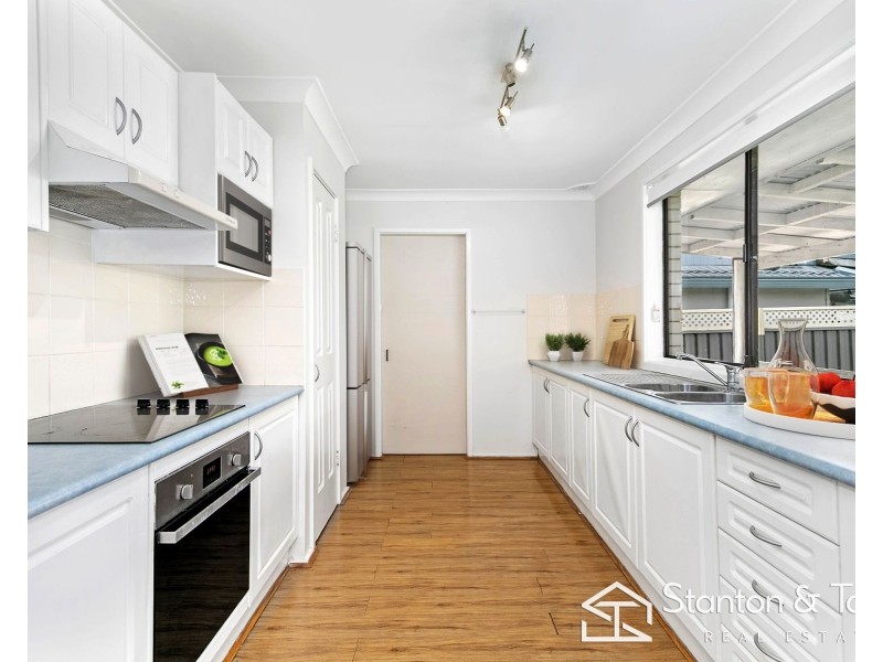 28 Greenway Drive, South Penrith NSW 2750