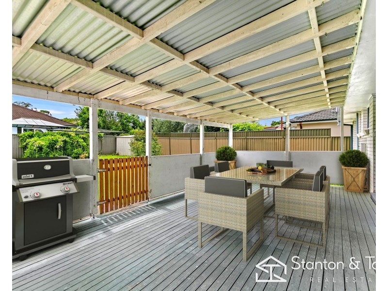 28 Greenway Drive, South Penrith NSW 2750