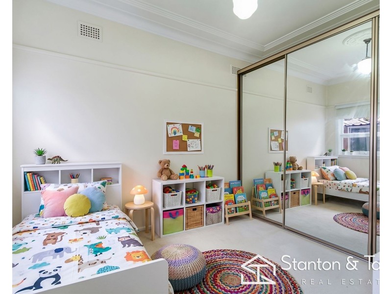 9 Penrose Crescent, South Penrith NSW 2750