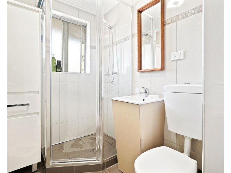 12/4 John Tipping Grove, Penrith NSW 2750