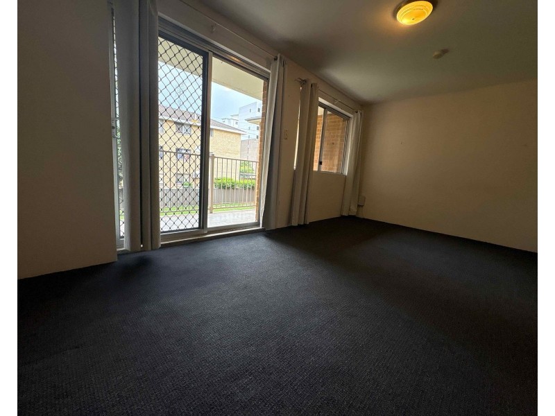 5/4 John Tipping Grove, Penrith NSW 2750