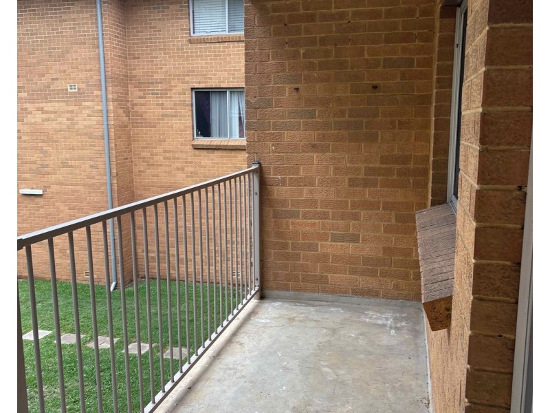 5/4 John Tipping Grove, Penrith NSW 2750