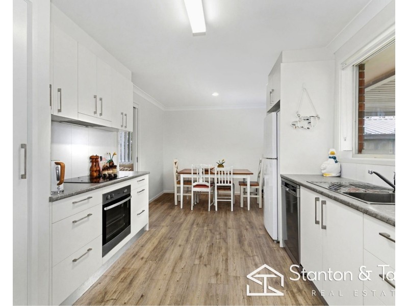 40 Greenway Drive, South Penrith NSW 2750