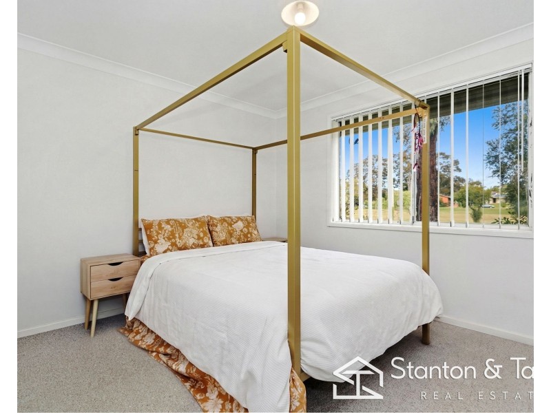 40 Greenway Drive, South Penrith NSW 2750