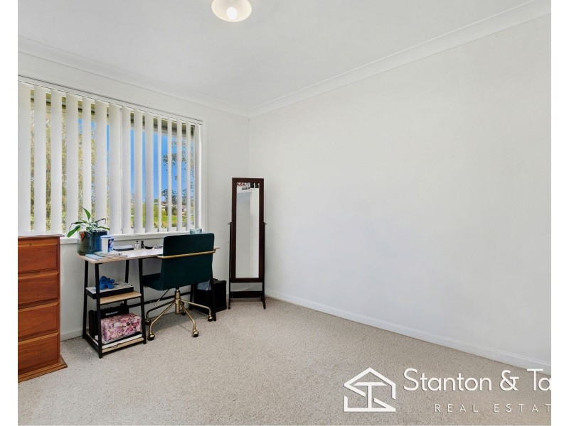 40 Greenway Drive, South Penrith NSW 2750