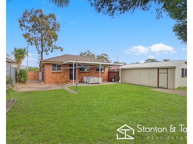 40 Greenway Drive, South Penrith NSW 2750