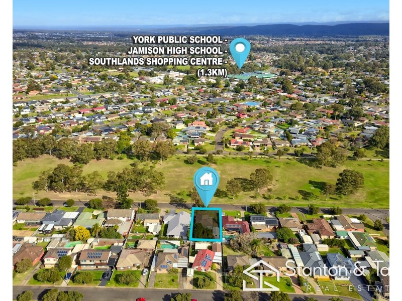 40 Greenway Drive, South Penrith NSW 2750