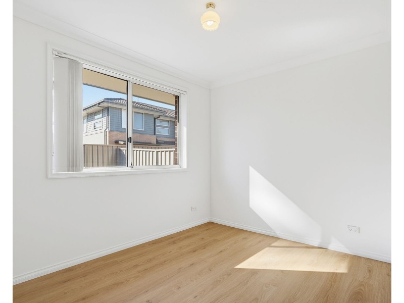 2/5 Stafford Street, Kingswood NSW 2747