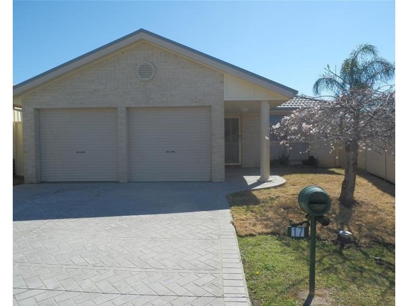 17 Bindee Close, Glenmore Park NSW 2745