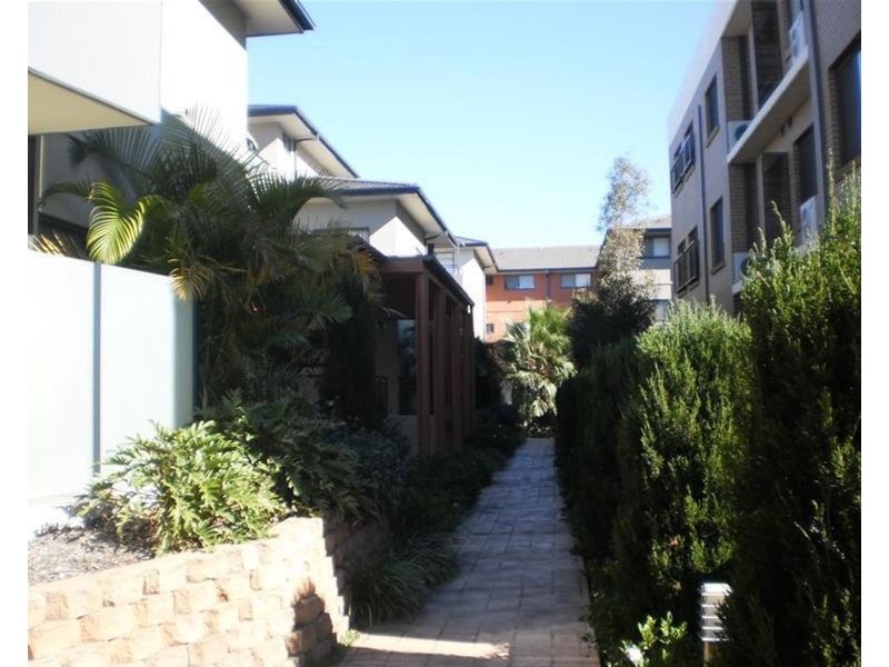28/7-9 Regentville Road, Penrith NSW 2750