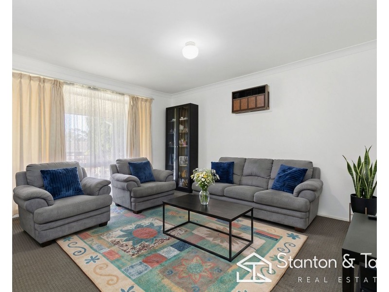 4 Cara Court, South Penrith NSW 2750