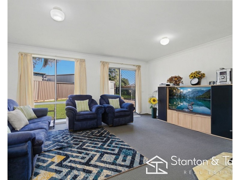4 Cara Court, South Penrith NSW 2750