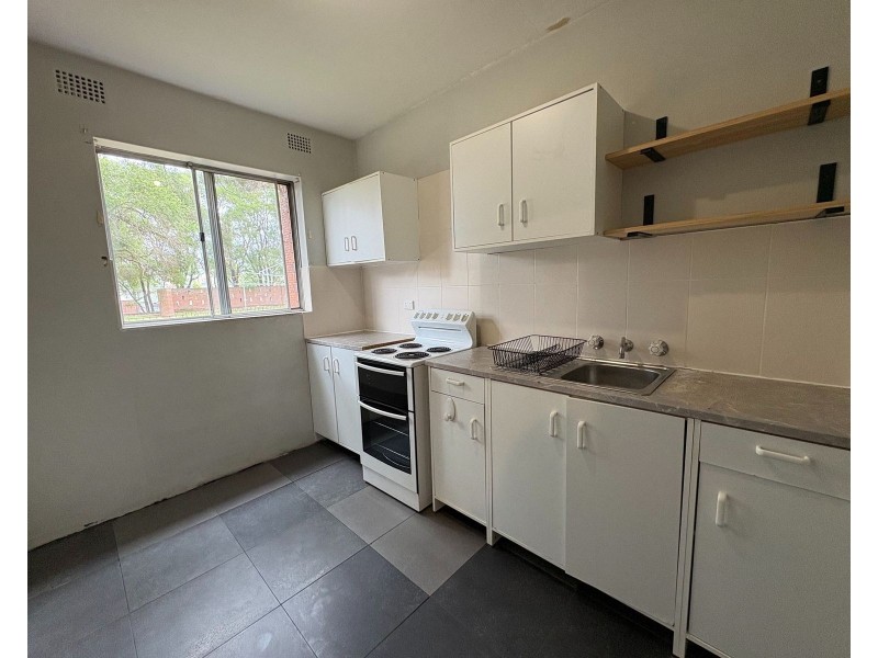 18/25 Haynes Street, Penrith NSW 2750