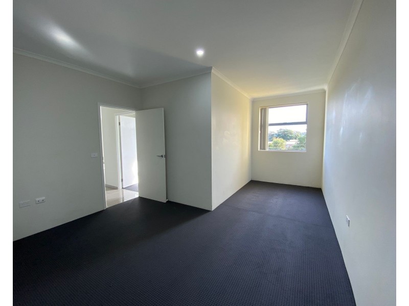 20/4 Colless Street, Penrith NSW 2750
