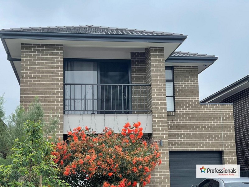 71 Orlagh Circuit, Riverstone NSW 2765