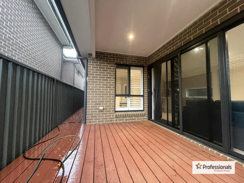 71 Orlagh Circuit, Riverstone NSW 2765