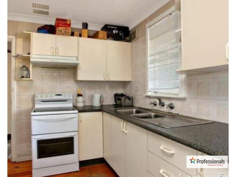 38 Waitaki Street, Lethbridge Park NSW 2770