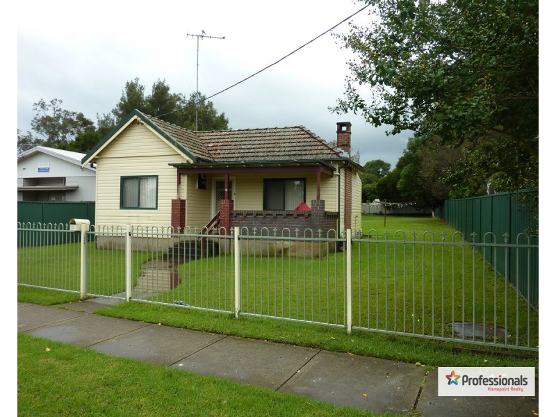 32 Railway Terrace, Riverstone NSW 2765