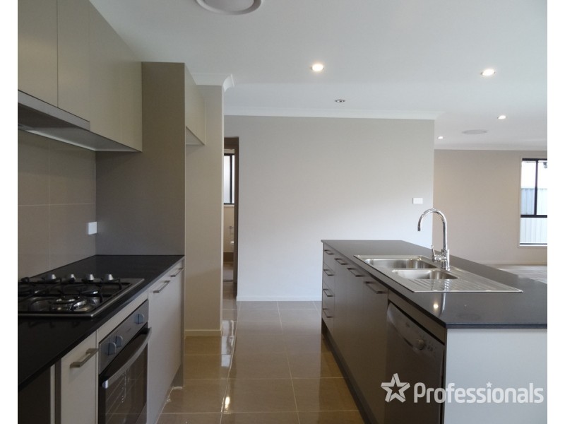 14 Annaluke Street, Riverstone NSW 2765