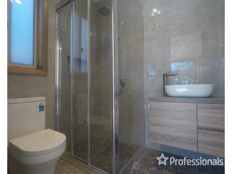 8 Dortmund Crescent, Marsden Park NSW 2765