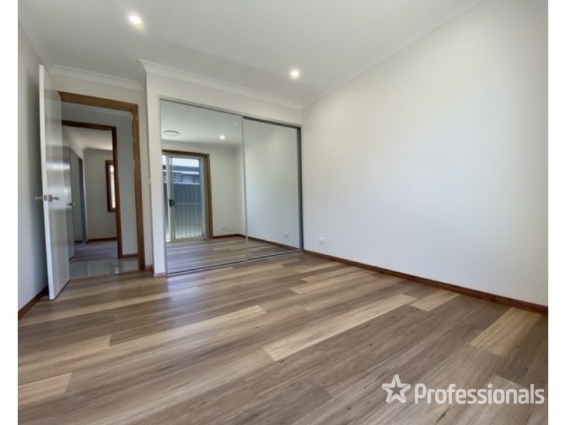 8 Dortmund Crescent, Marsden Park NSW 2765