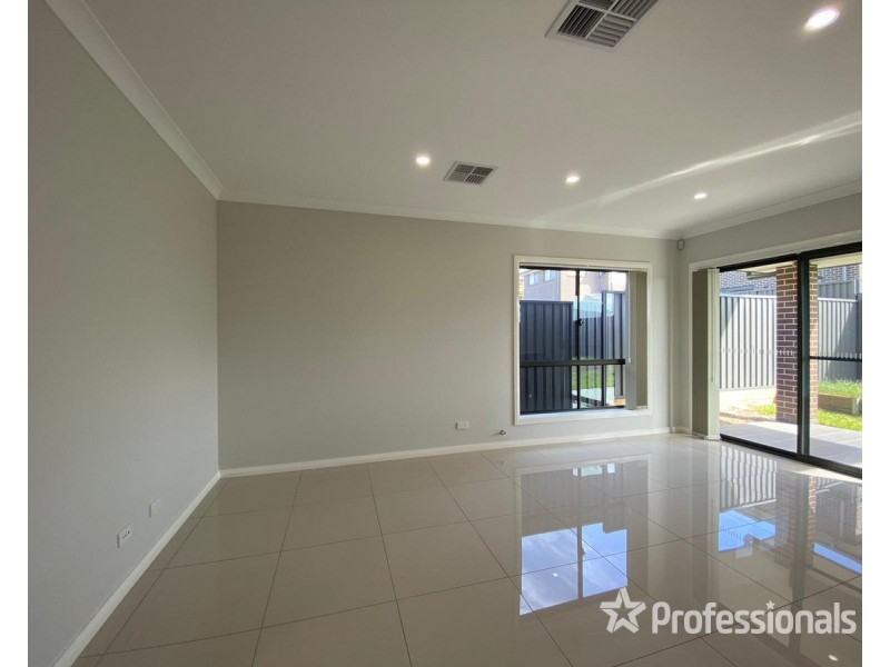 19 Galati Street, Riverstone NSW 2765