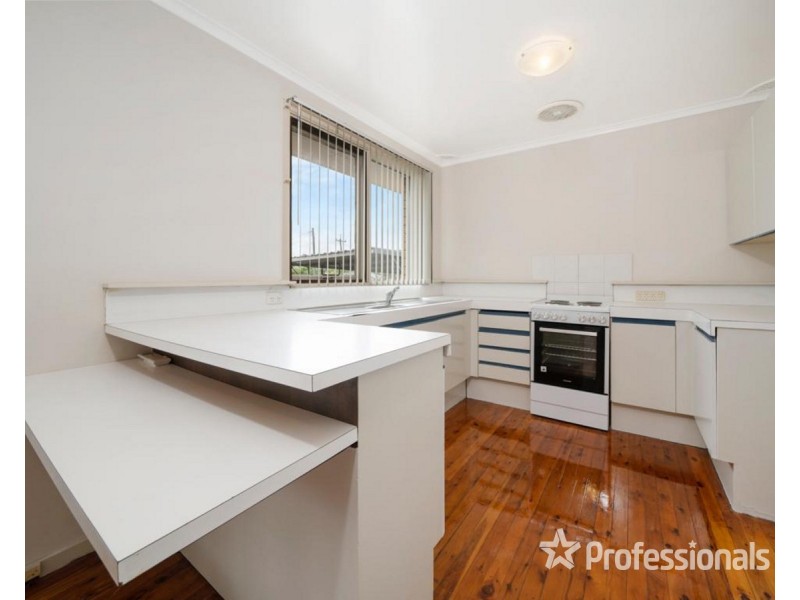 95 Eton Road, Cambridge Park NSW 2747