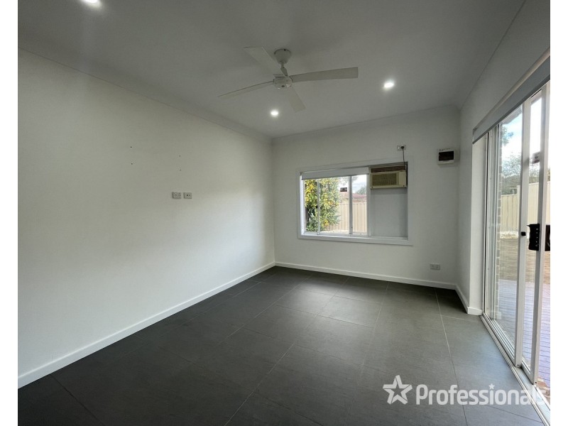 1 Anthea Place, Dean Park NSW 2761