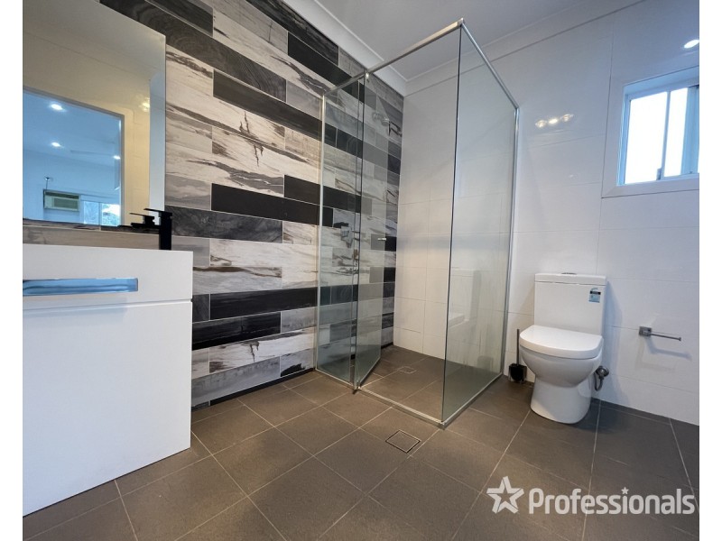 1 Anthea Place, Dean Park NSW 2761