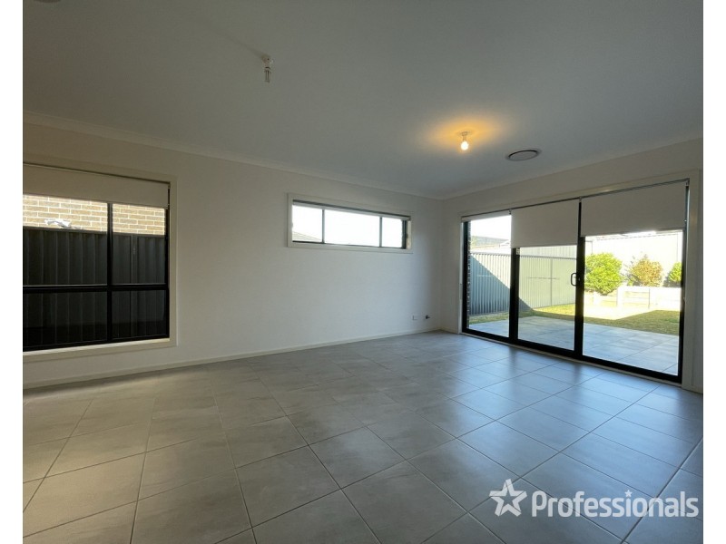 6 Sheila Street, Riverstone NSW 2765