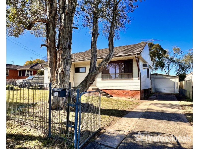 11 Crown Street, Riverstone NSW 2765