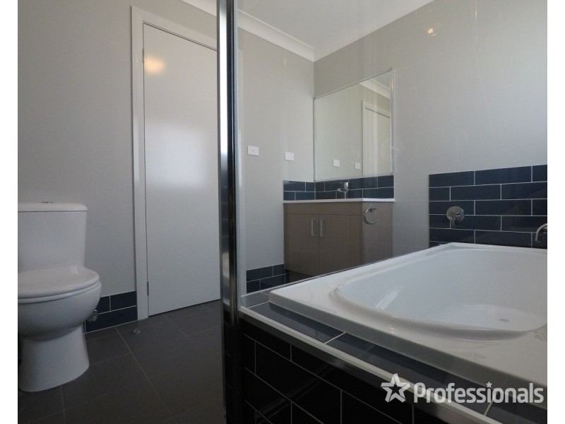 B/4 Westminster Street, Schofields NSW 2762