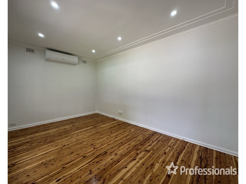 23 Moira Crescent, St Marys NSW 2760