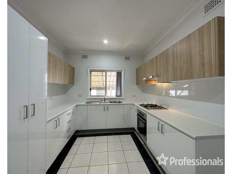 23 Moira Crescent, St Marys NSW 2760