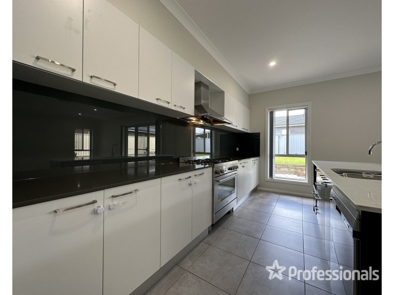 60 Gladstone Parade, Riverstone NSW 2765