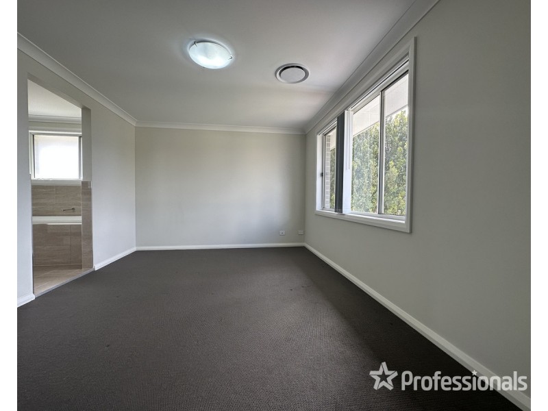 60 Gladstone Parade, Riverstone NSW 2765