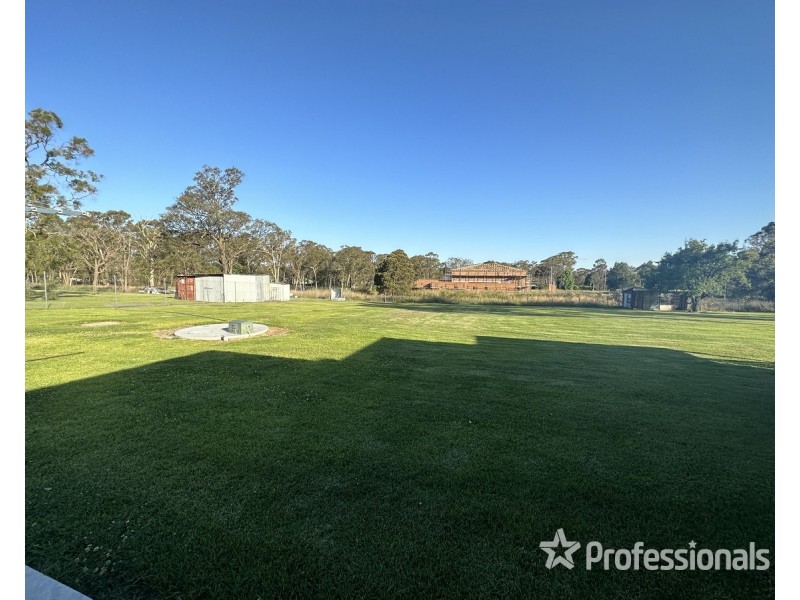 82 Sixth Road, Berkshire Park NSW 2765